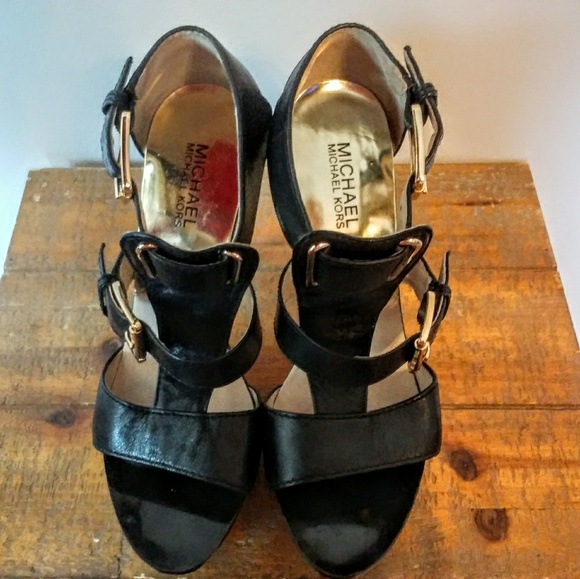 Michael Kors Strappy High Heeled Leather Sandals - Picture 6 of 8